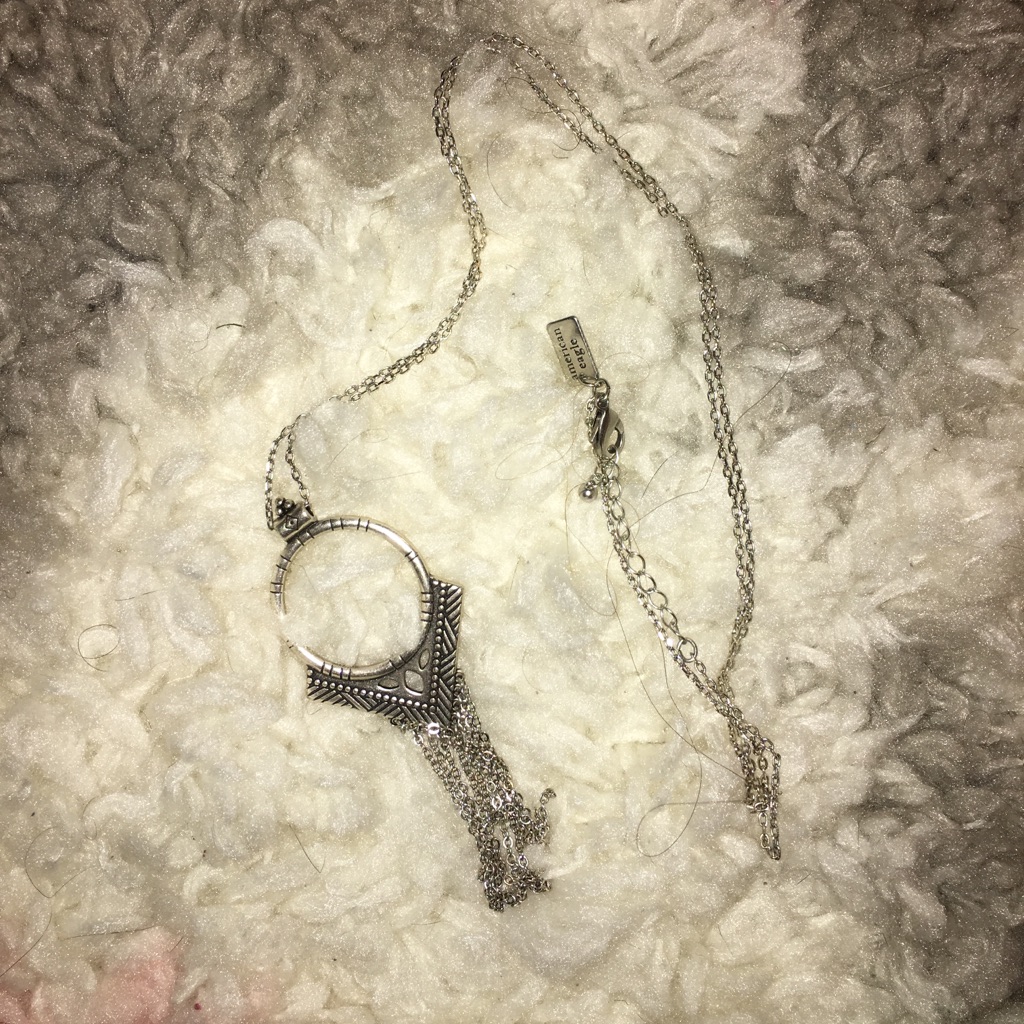 American Eagle Long Necklace 5$